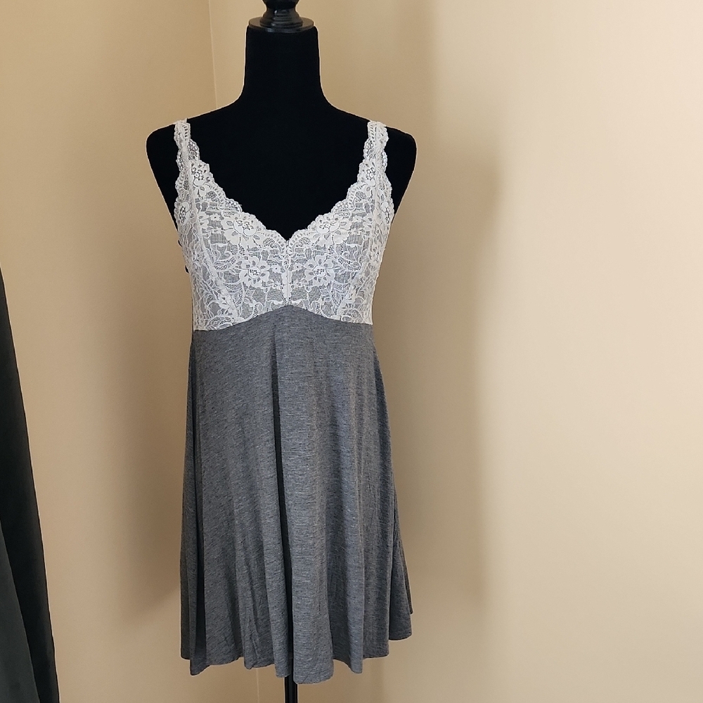 FELINA Gray and White Lace Chemise Nightie Size M